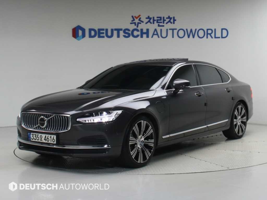볼보 S90 T8 AWD 인스크립션 사진