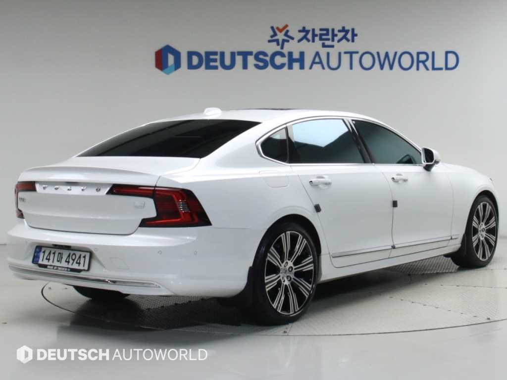 볼보 S90 T8 AWD 얼티메이트 브라이트 사진 2/20