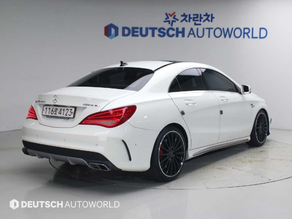 벤츠 CLA 클래스 CLA 45 AMG 4MATIC 사진 2/20