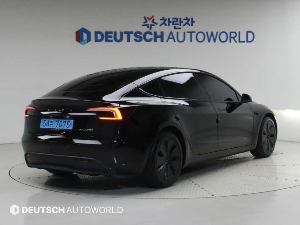 테슬라 모델 3 롱 레인지 사진 2/20