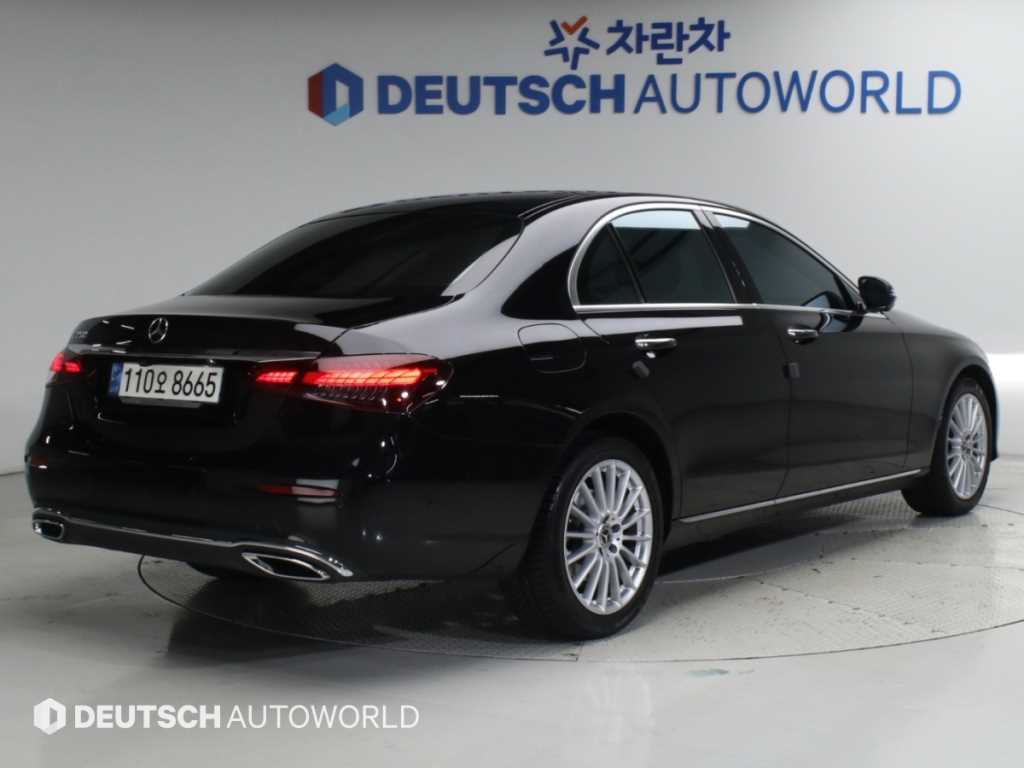 벤츠 E 클래스 E250 익스클루시브 사진 2/20