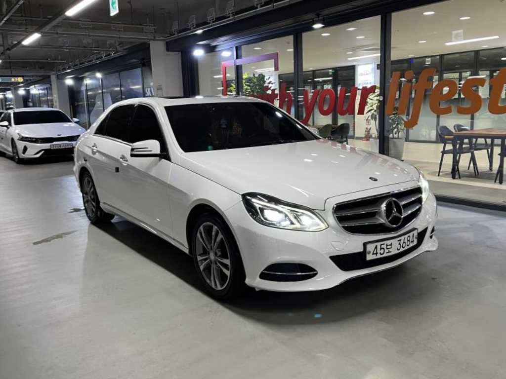 벤츠 E 클래스 E220 CDI 아방가르드 사진