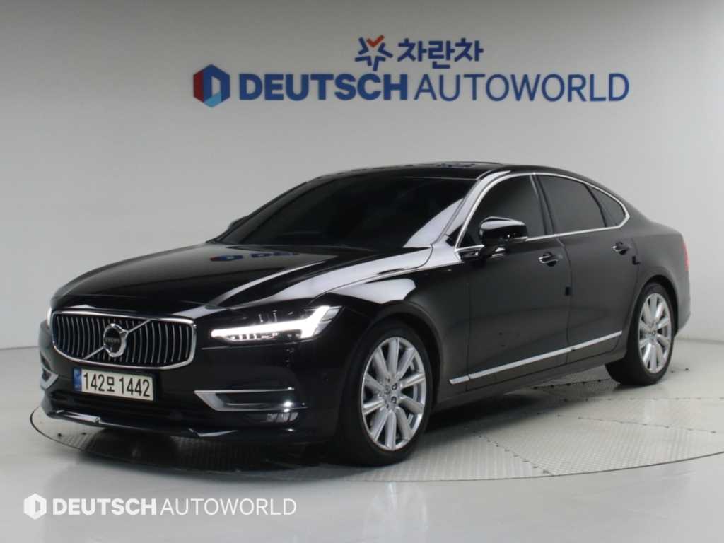 볼보 S90 T5 인스크립션 사진
