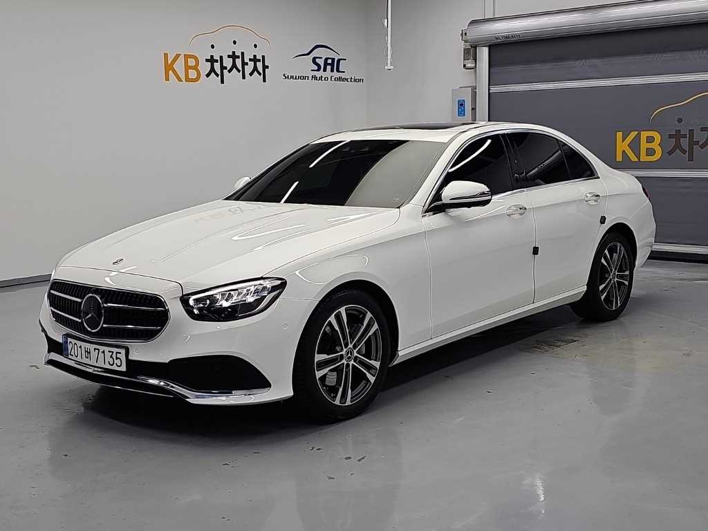 벤츠 E 클래스 E250 아방가르드 사진