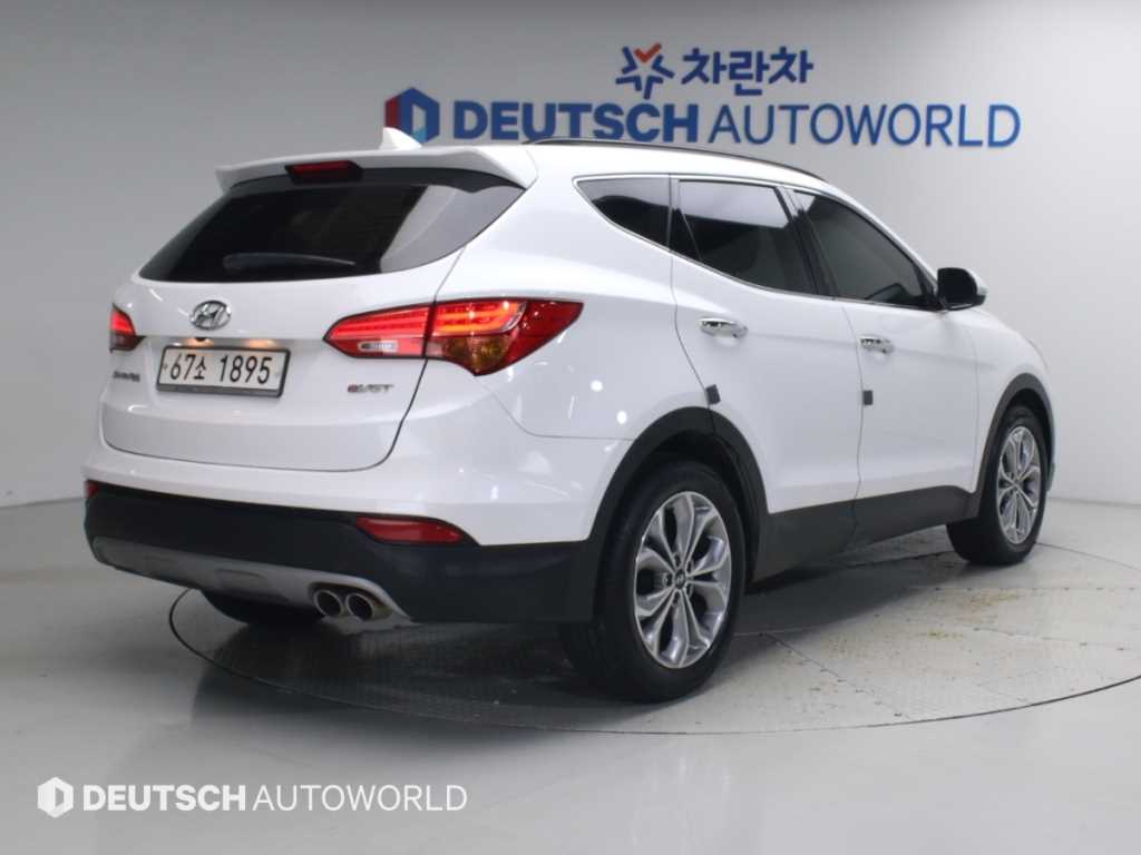 현대 싼타페 디젤 2WD 2.0 익스클루시브 사진 2/20