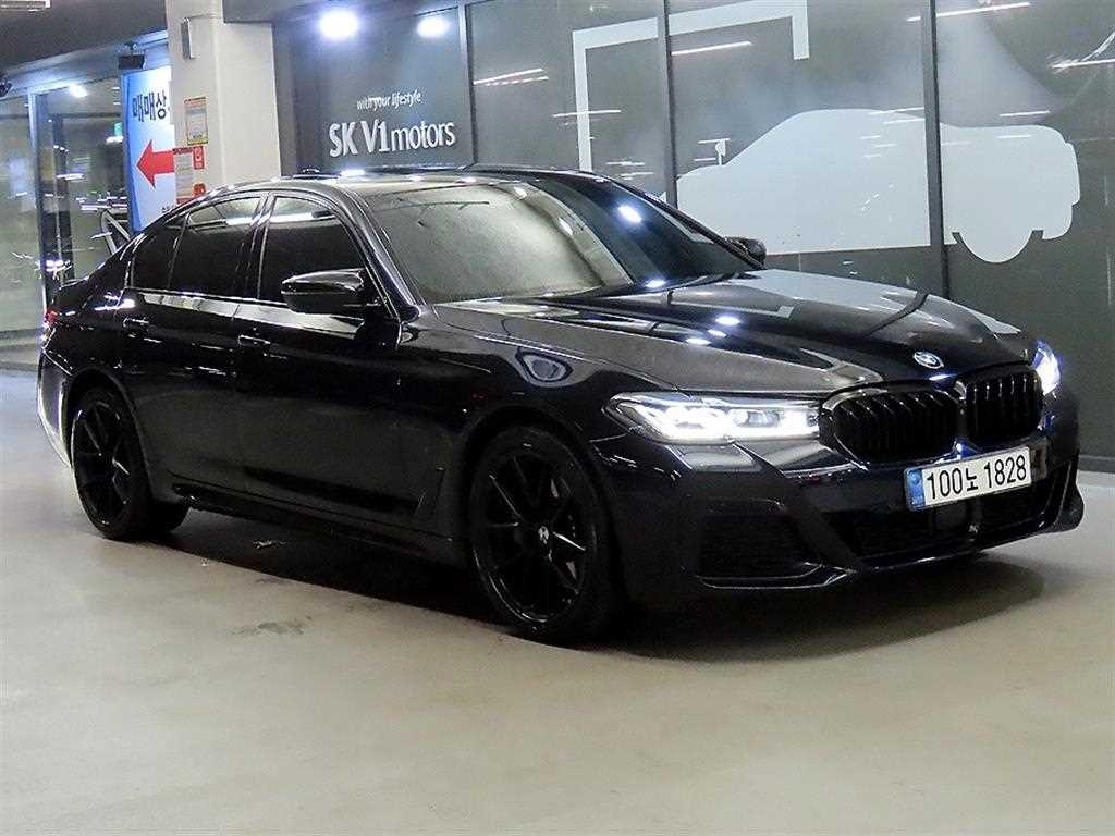 BMW 5시리즈 530e M 스포츠 사진