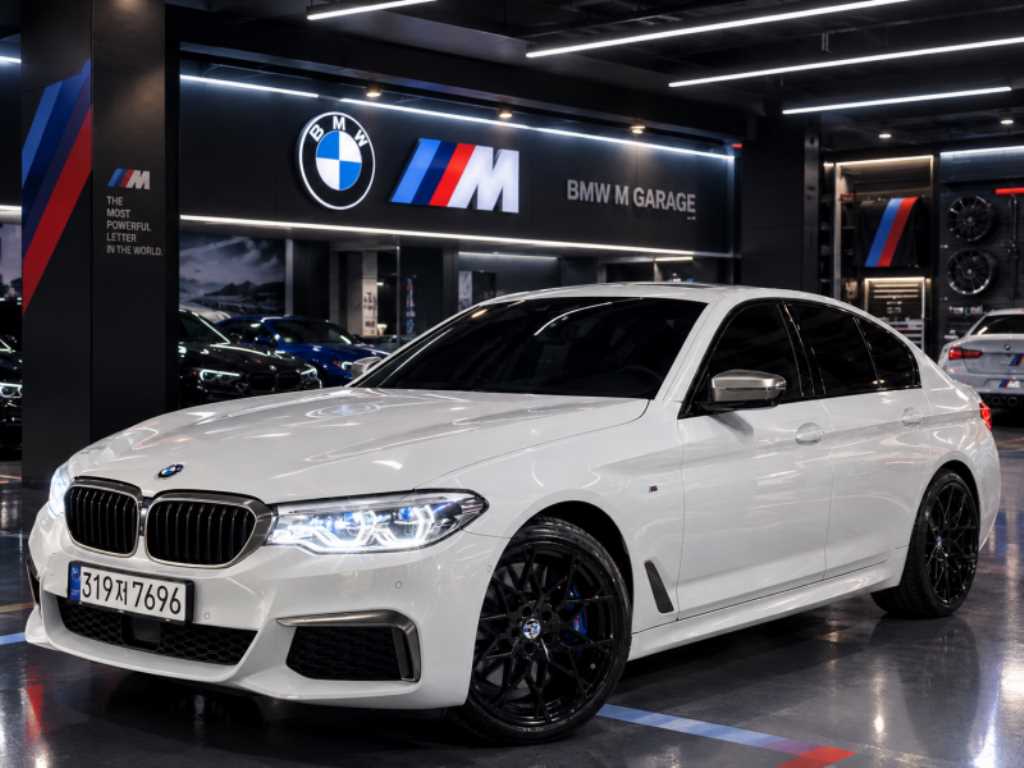 BMW 5시리즈 M550d xDrive 사진