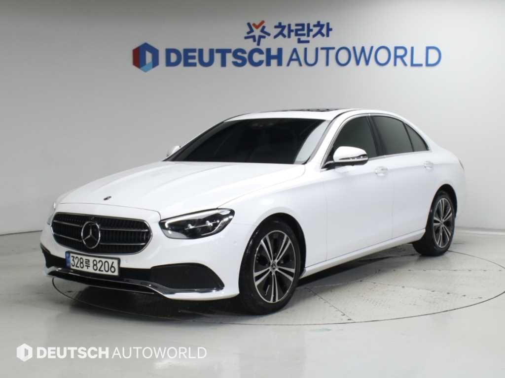 벤츠 E 클래스 E250 아방가르드 사진