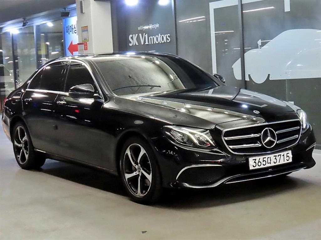 벤츠 E 클래스 E250 아방가르드 사진