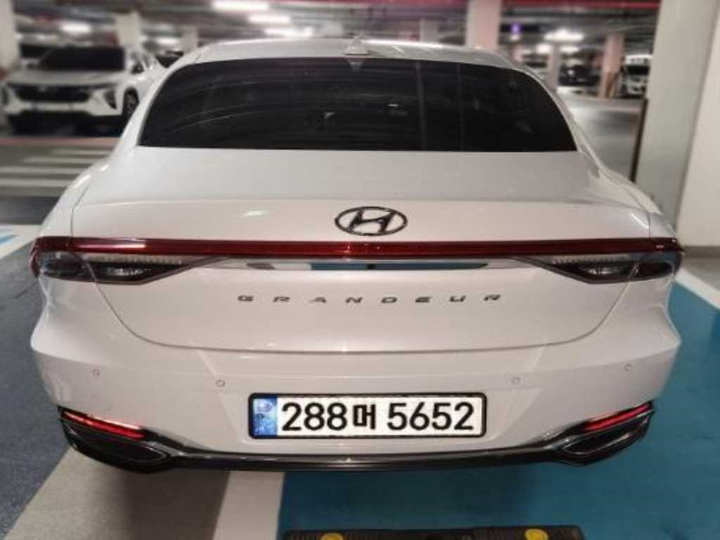 현대 그랜저 프리미엄 사진 2/5
