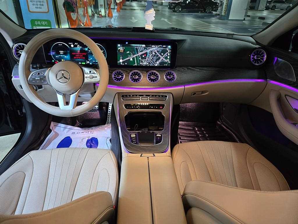 벤츠 CLS 클래스 CLS 450 4MATIC AMG Line 사진