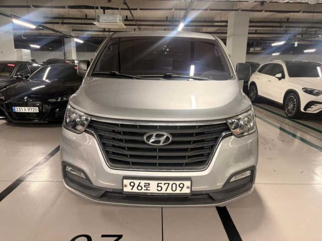 현대 스타렉스 2WD 밴 3인승 스마트 사진