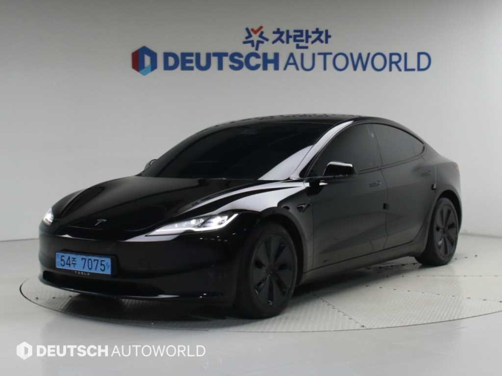 테슬라 모델 3 롱 레인지 사진