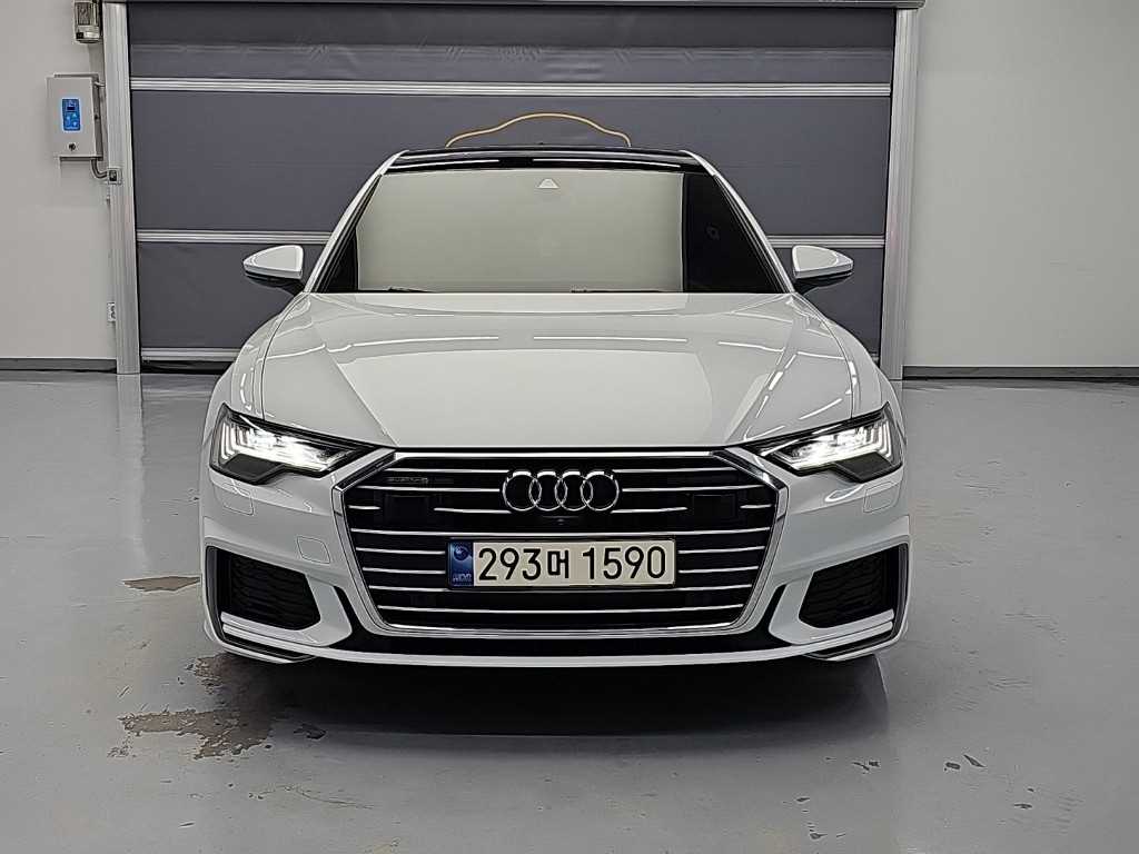 아우디 A6 45 TFSI 콰트로 프리미엄 사진 2/19