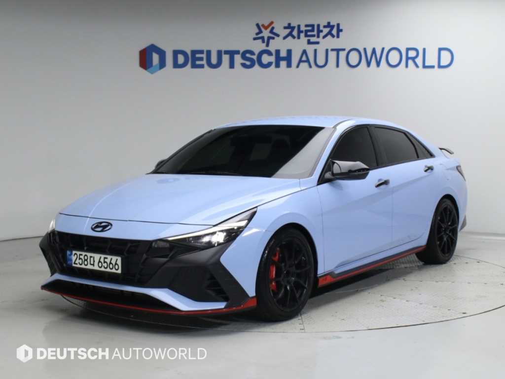 현대 아반떼 2.0 N 사진