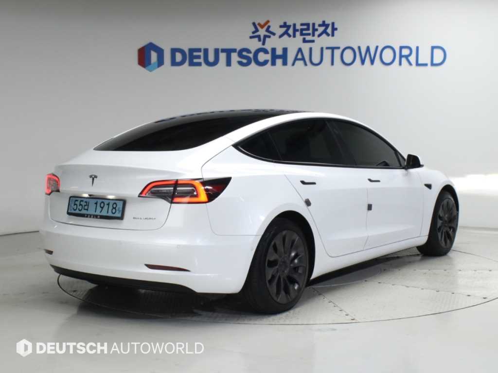 테슬라 모델 3 롱 레인지 사진 2/20