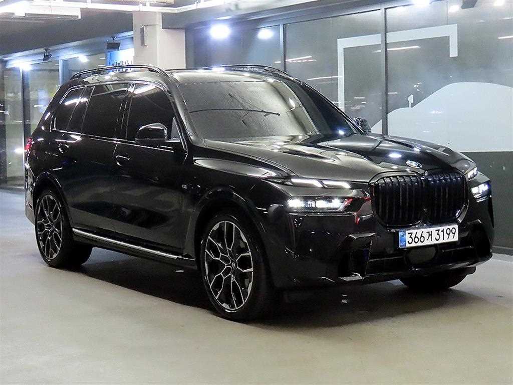BMW X7 xDrive 40i M 스포츠 사진
