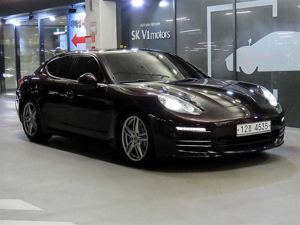 포르쉐 파나메라 3.6 AWD 사진