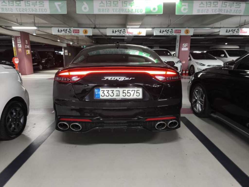기아 스팅어 2WD 3.3 GT 아크로 에디션 사진 2/5