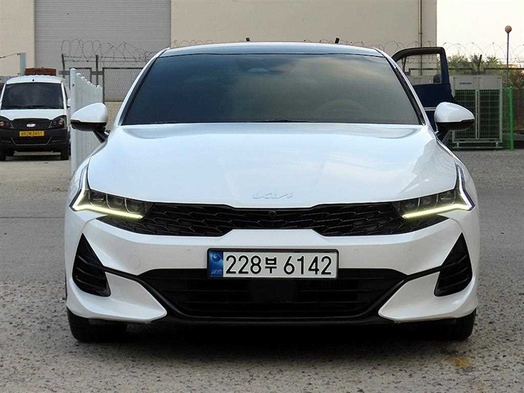 기아 K5 1.6 터보 시그니처 사진