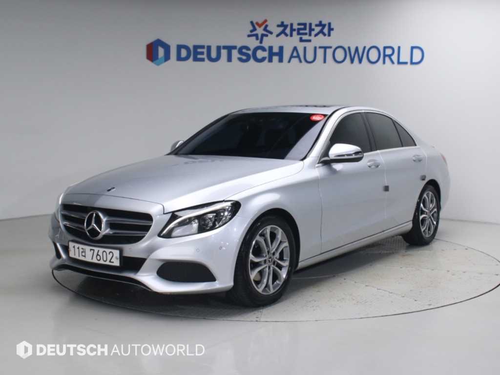 벤츠 C 클래스 C200 아방가르드 사진