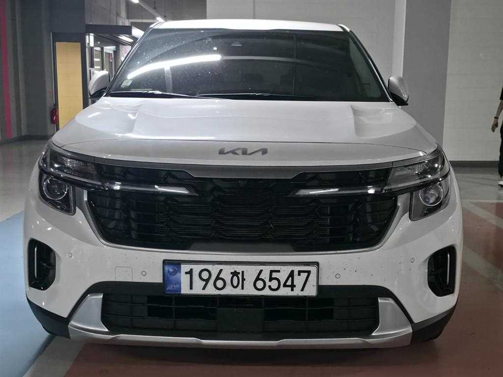 기아 셀토스 가솔린 2.0 2WD 프레스티지 사진