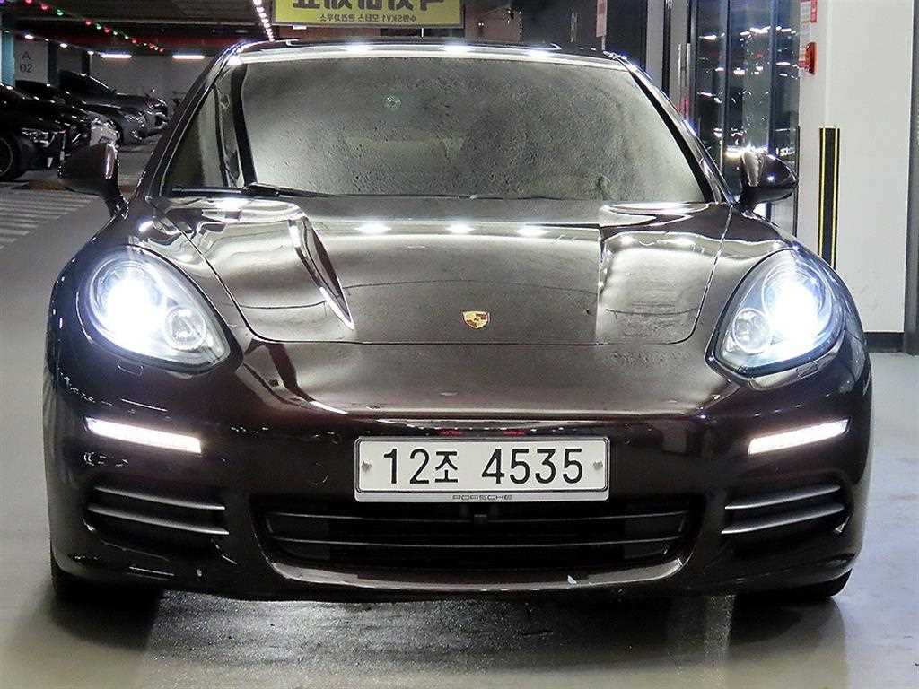 포르쉐 파나메라 3.6 AWD 사진 2/20