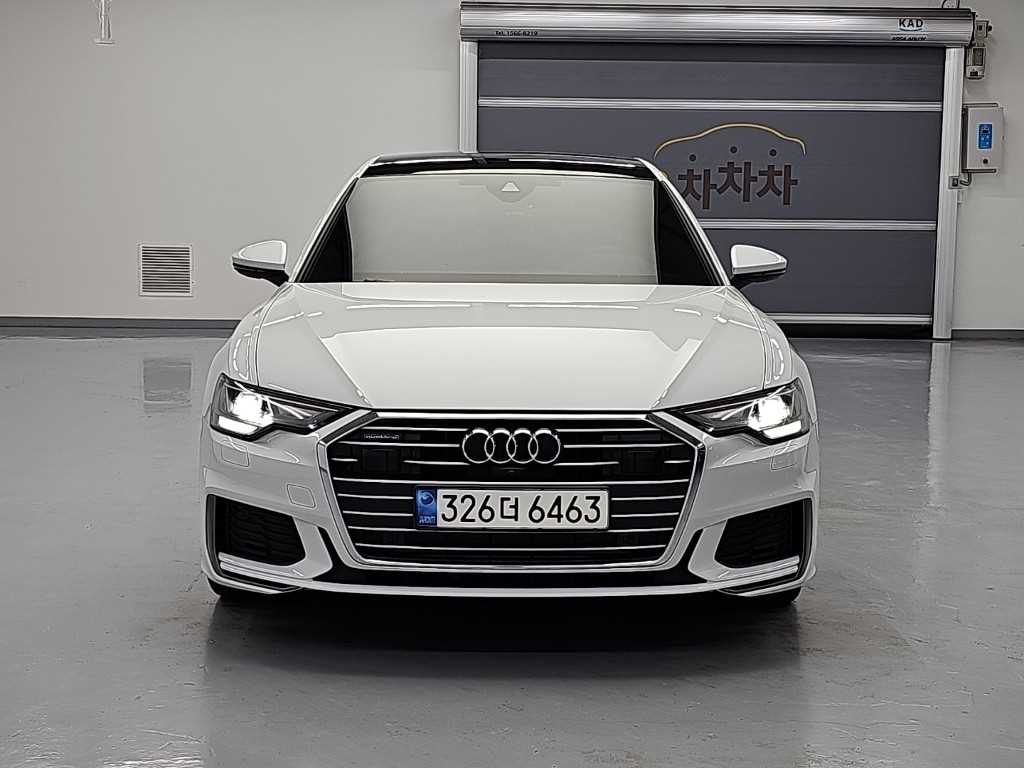 아우디 A6 45 TFSI 콰트로 프리미엄 사진 2/19