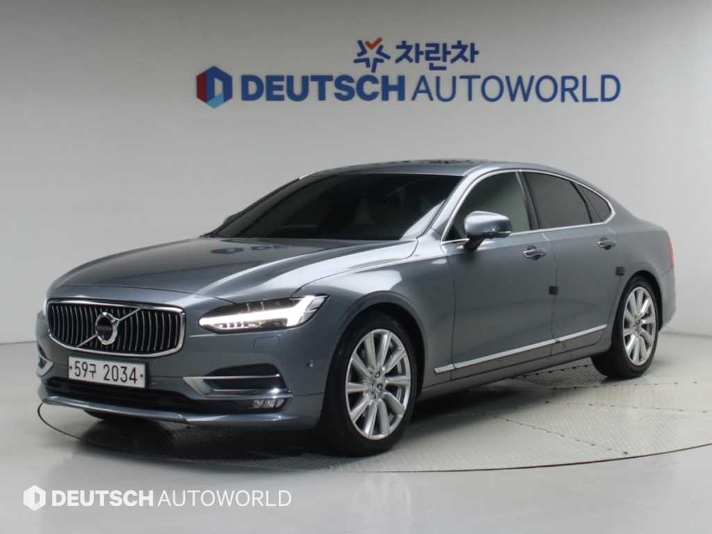 볼보 S90 D4 인스크립션 사진