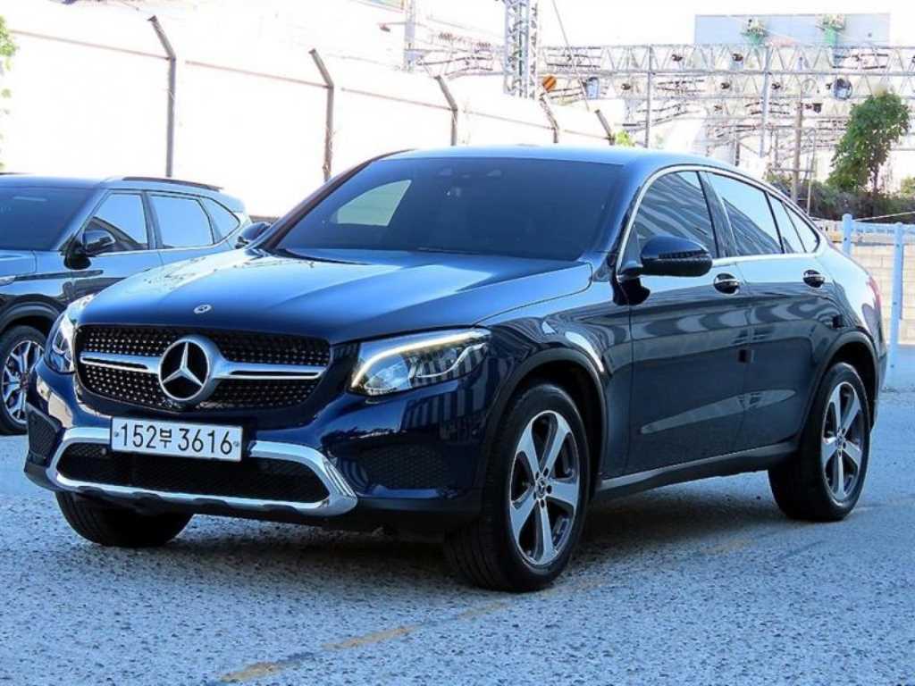 벤츠 GLC 클래스 GLC 300 4MATIC 쿠페 사진