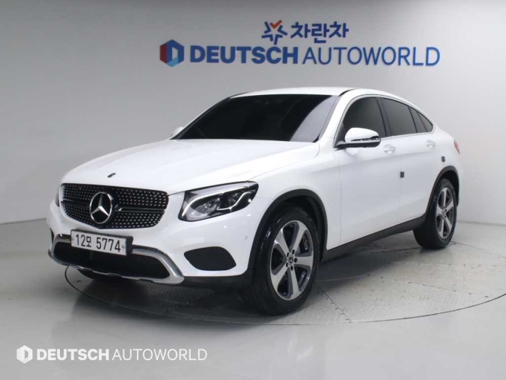 벤츠 GLC 클래스 GLC 300 4MATIC 쿠페 사진