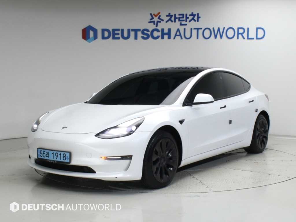테슬라 모델 3 롱 레인지 사진