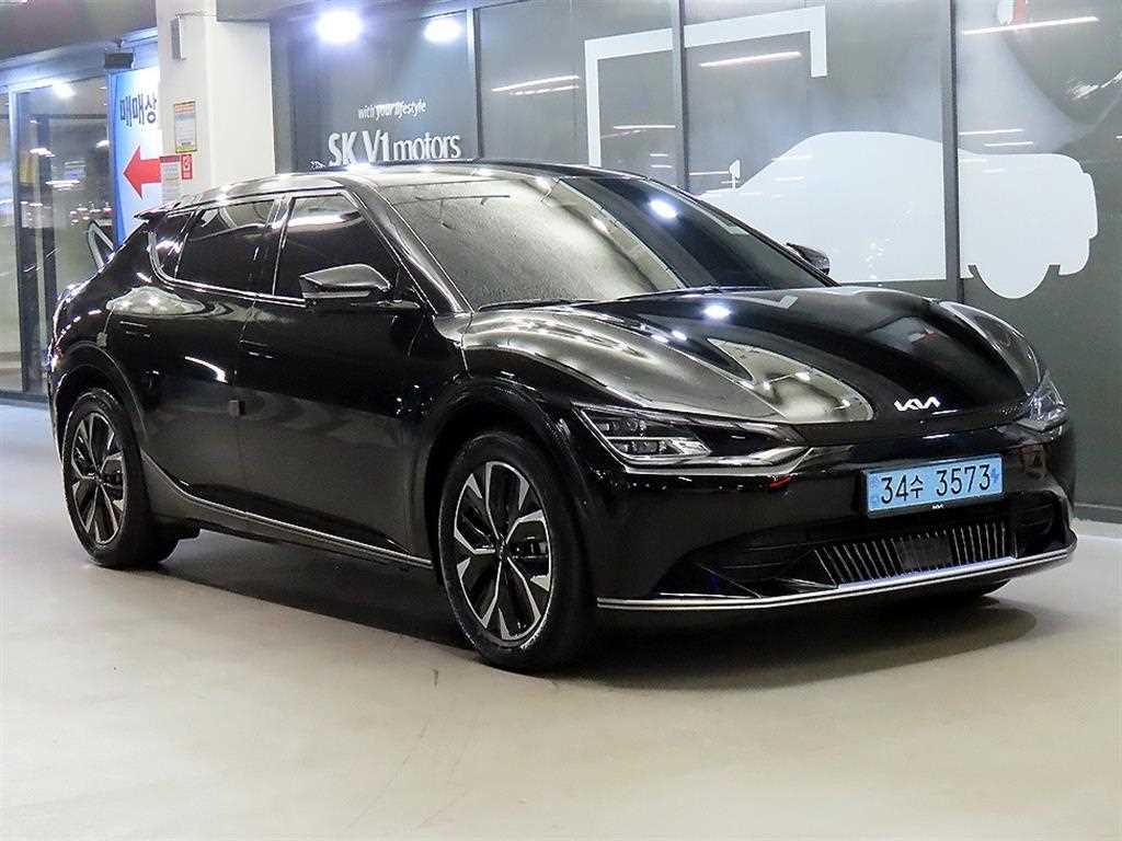 기아 EV6 롱레인지 AWD 어스 사진