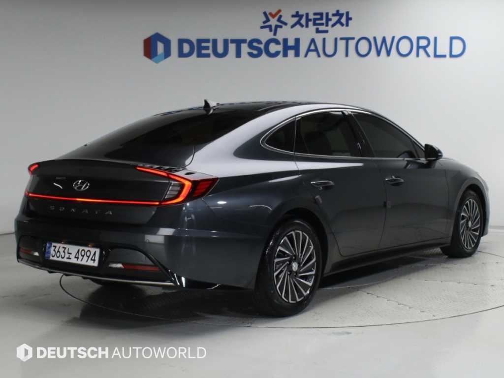 현대 쏘나타 프리미엄 플러스 사진 2/20