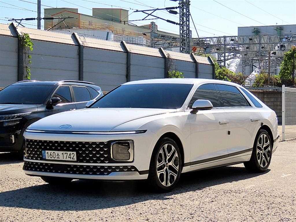 현대 그랜저 가솔린 2.5 2WD 프리미엄 사진 2/20