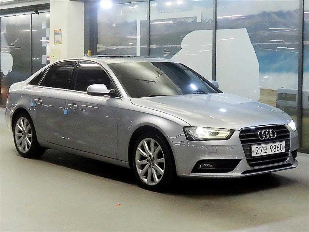 아우디 A4 30 TDI 사진