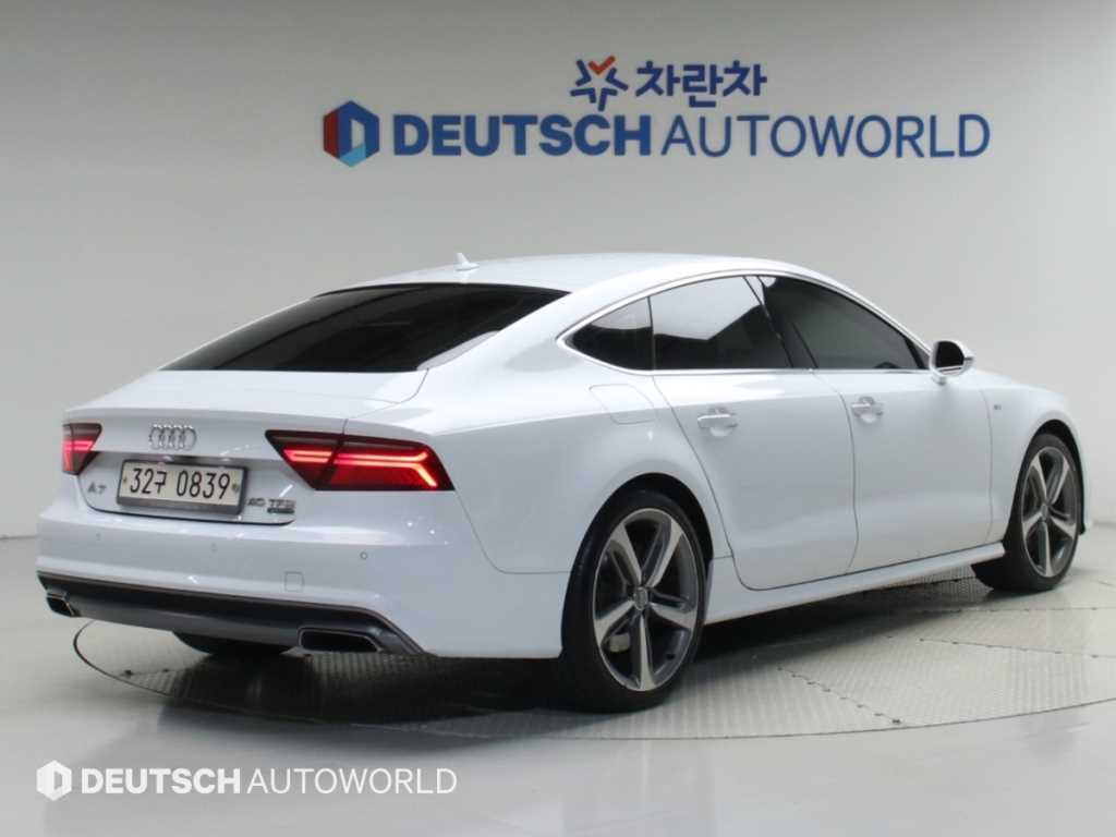 아우디 A7 40 TFSI 콰트로 스포츠 사진 2/20