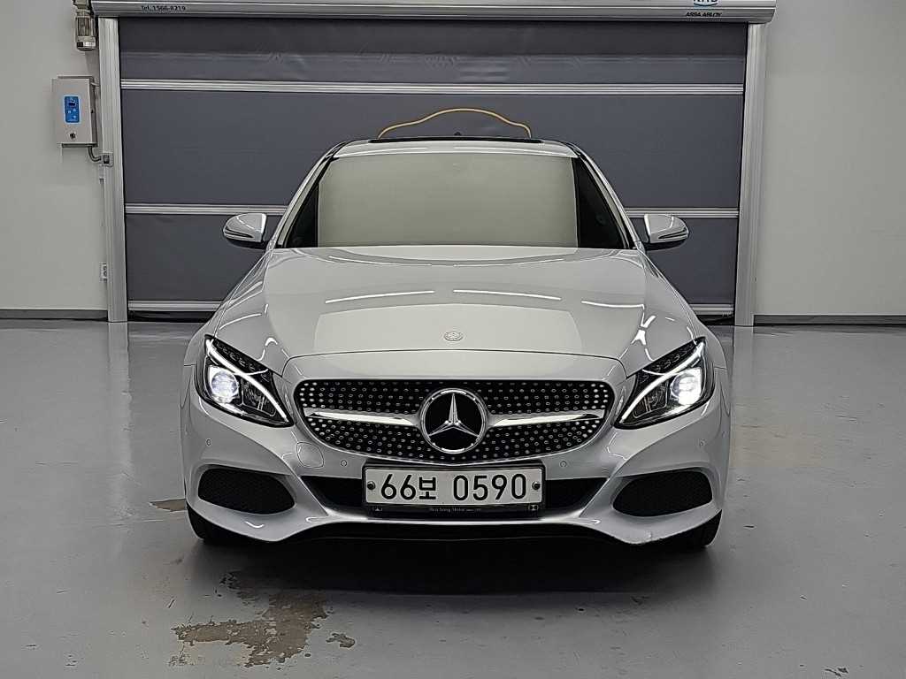 벤츠 C 클래스 C200 d 사진 2/20