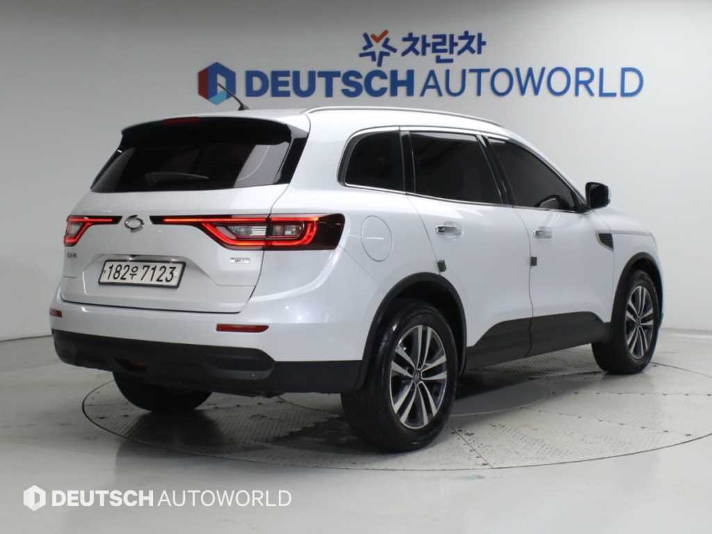 르노코리아 QM6 디젤 2WD LE 사진 2/20