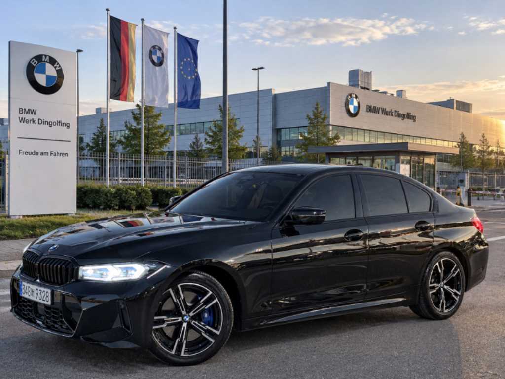 BMW 3시리즈 320i M 스포츠 사진