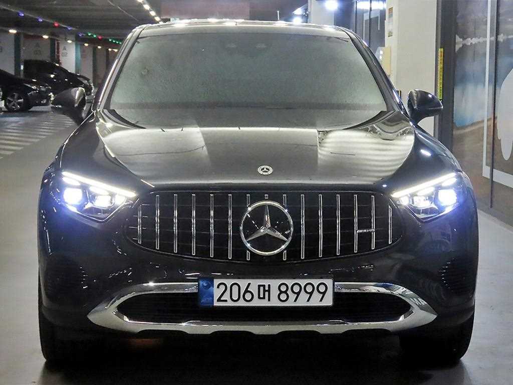 벤츠 GLC 클래스 GLC300 4MATIC 쿠페 아방가르드 사진 2/20