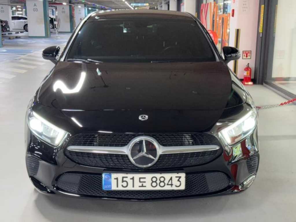 벤츠 A 클래스 A220 세단 사진