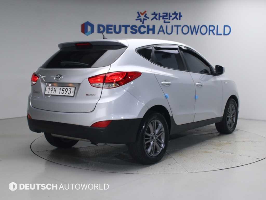 현대 투싼 디젤(E-VGT)2WD 스마트 사진 2/20