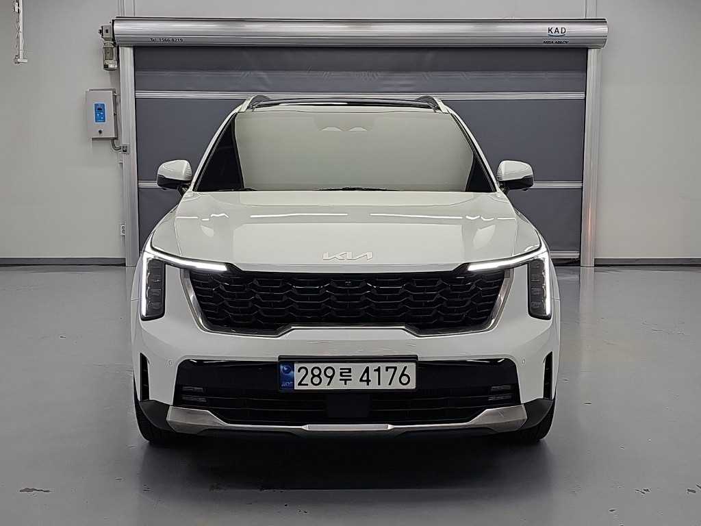 기아 쏘렌토 가솔린 2.5T 2WD 시그니처 사진 2/18