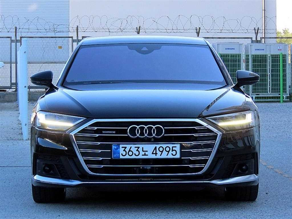 아우디 A8 55 TFSI 콰트로 LWB 사진
