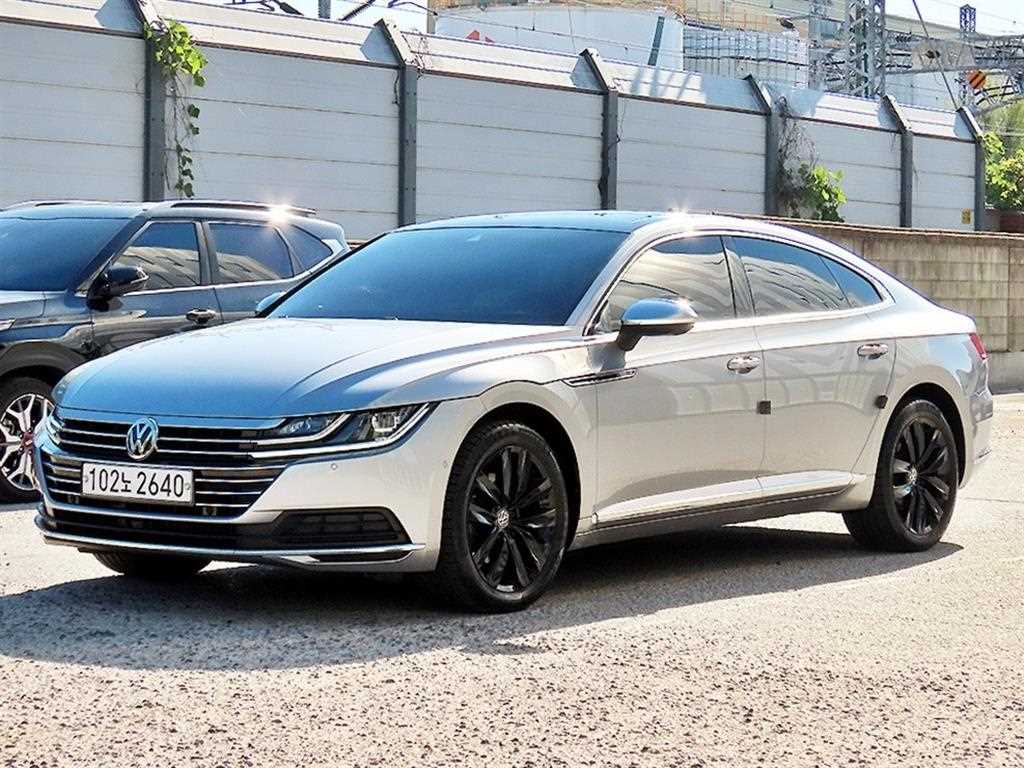 폭스바겐 아테온 2.0 TDI 엘레강스 프레스티지 사진 2/20