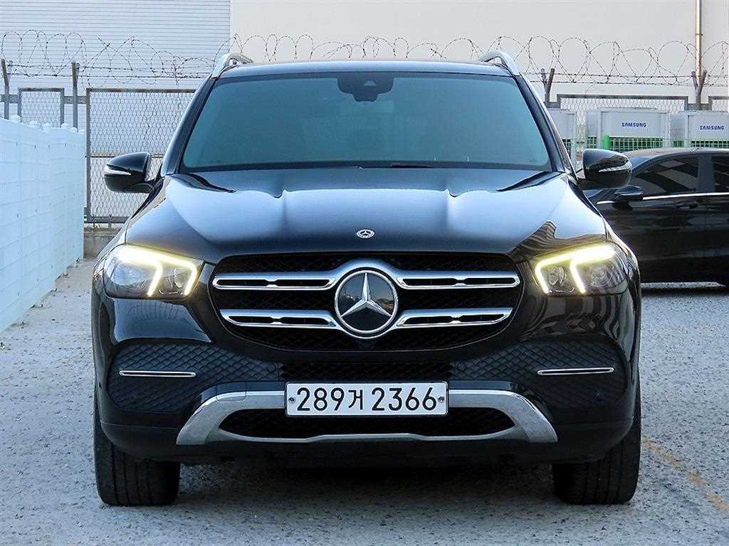 벤츠 GLE 클래스 GLE 300d 4MATIC 사진