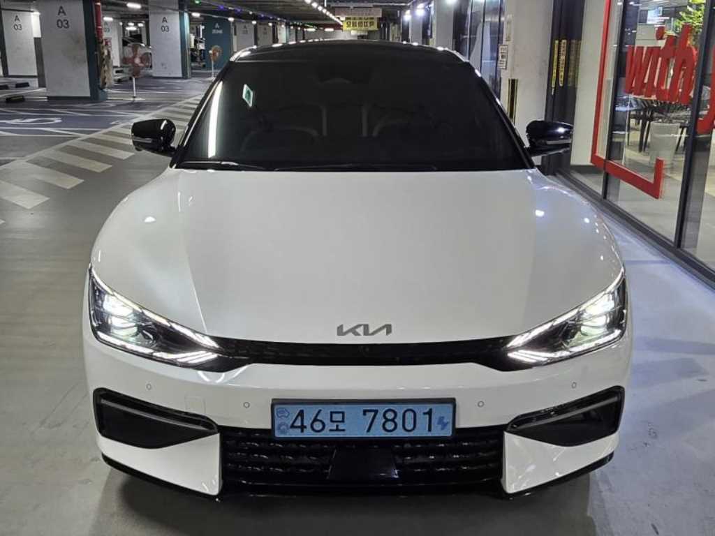 기아 EV6 롱레인지 AWD GT Line 사진