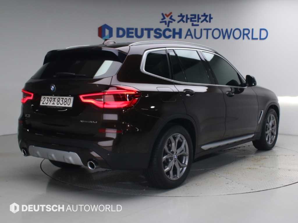 BMW X3 xDrive 20d 사진 2/20