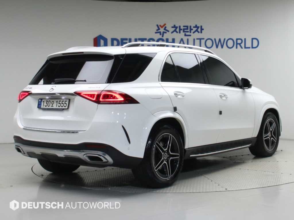 벤츠 GLE 클래스 GLE 450 4MATIC 사진 2/20